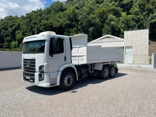 VW 24 250 caçamba extremamente impecável (leia atenciosamente o anúncio )