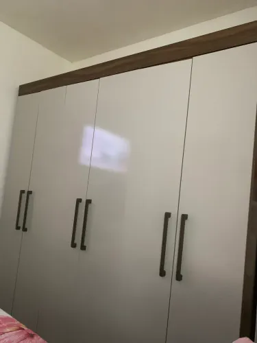Guarda-Roupa 6 portas
