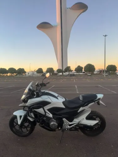 ? Honda NC 700X à venda