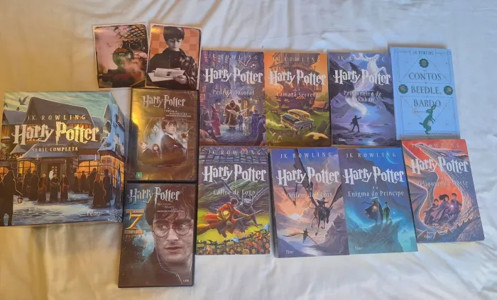 COLEÇÃO HARRY POTTER BOX+DVDs+LIVRO EXTRA