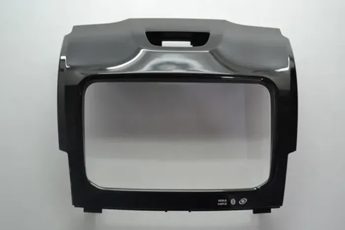 Moldura Radio Som Central Painel Gm Trailblazer S10 Original Preto