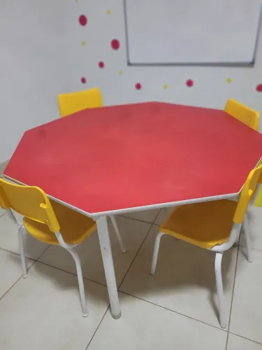 Mesa infantil