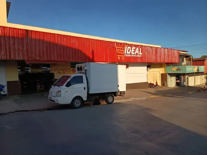 Caminhão HR REFRIGERADO Agregado trabalhando OPORTUNIDADE!!!