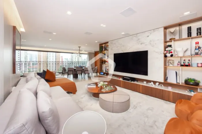 Apartamento para venda em Vila Mariana com 4 quartos, sendo 3 suítes, 206m²