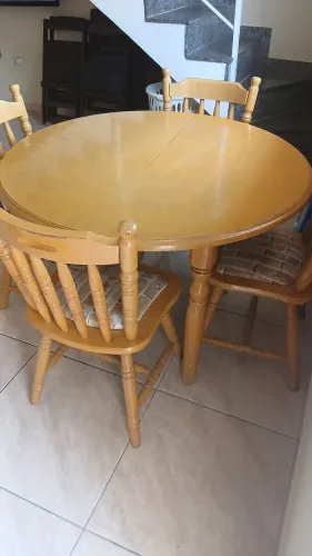 Mesa redonda de jantar