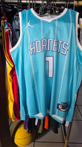 Camisa de basquete Hornets