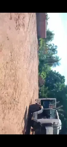 VENDO TERRENO LIMPO 