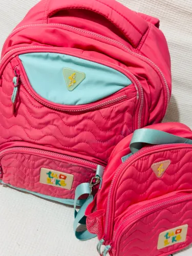 Kit Luluca Original - Mochila de Costas + Bolsa Lancheira Rosa e Verde-Água