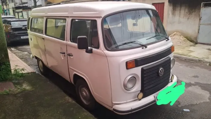 Volkswagen Kombi Standard 1.4 MI Total Flex 8V 2011