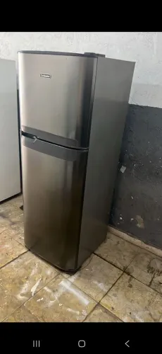 Geladeira de inox