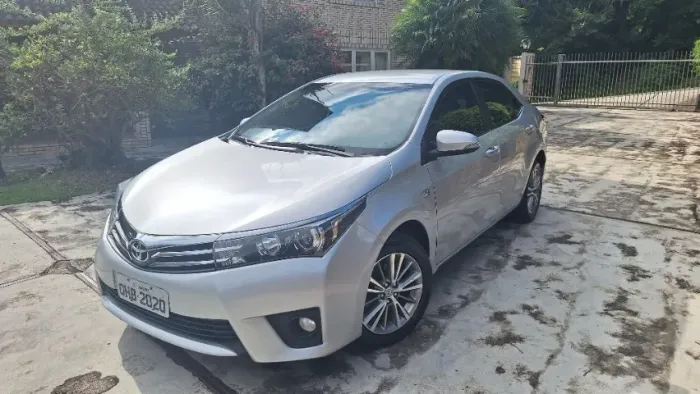 Toyota Corolla Altis 2.0 Flex 16V Aut. 2015
