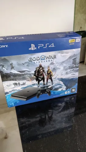Playstation 4 super novo 1TB