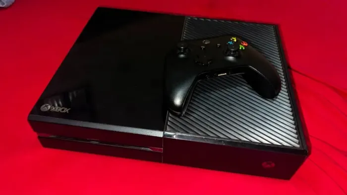 Xbox One 500GB - Leia a Descrição | R$ 800