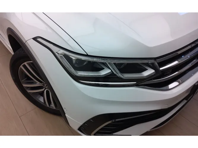 Volkswagen Tiguan Allspac R-line 300 TSI 2.0 2024