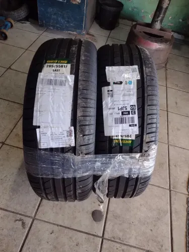 Vendo Pneu 205/55 R17