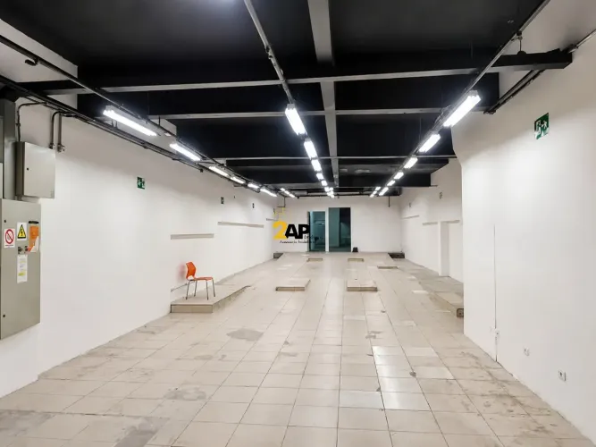 Ponto Comercial para Locação na Consolação, São Paulo-SP: 300m², 3 Banheiros e Excelente L