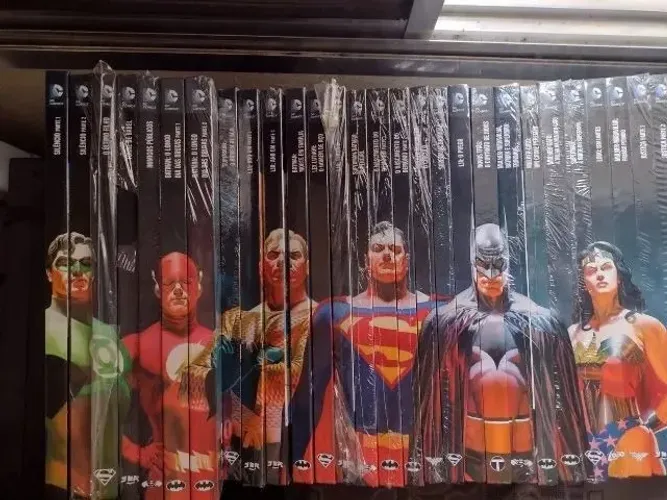 DC COMICS GRAPHIC NOVELS - 01 A 69 - LACRADOS 