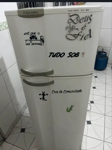 Geladeira pra peças