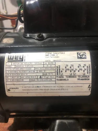 Motor Weg 1/2 cv 127v para bomba de piscina