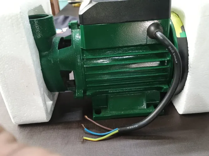 Bomba d'água periférica