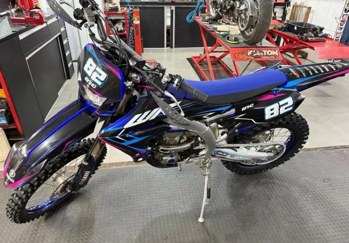 MOTO WR 450 F