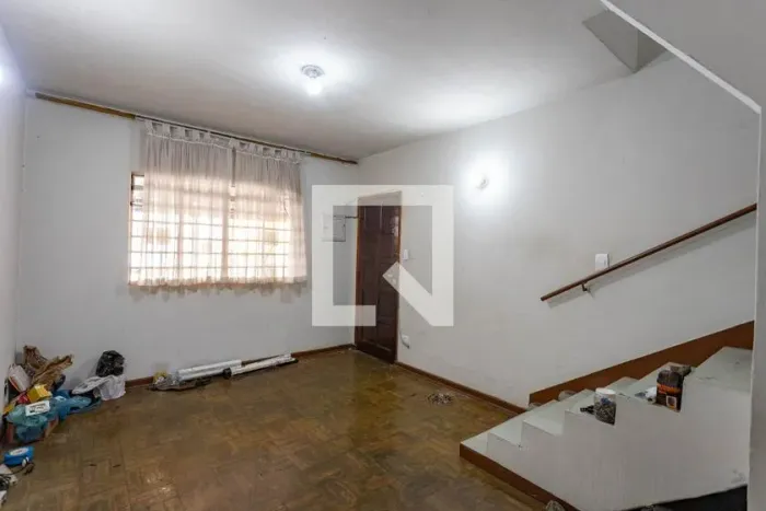 Casa à Venda - Centro, 2 Quartos, 195 m2