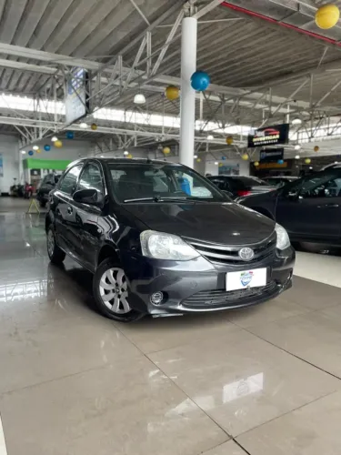 Toyota Etios X 1.3 Flex 16V 5P Mec. 2017