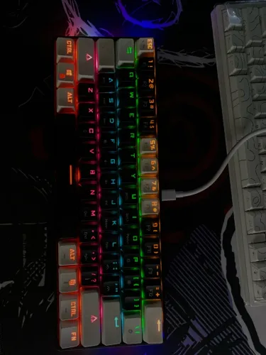 Teclado Mecânico MK61 Switch Red Rainbow