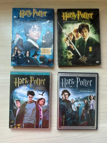 DVDs do Harry Potter (1º ao 4º filme, sendo dois duplos e um simples)