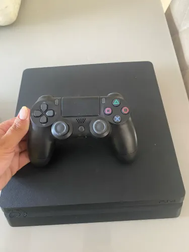 Play 4