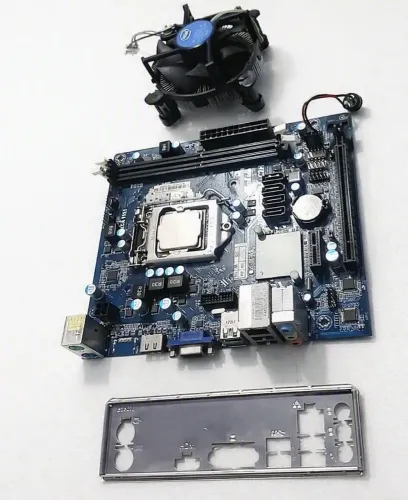 VENDO PLACA MAE + PROCESSADOR I3. SEMI NOVO . ENTREGO