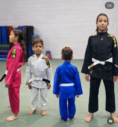 Kimono infantil judô/jiujitsu/karate 