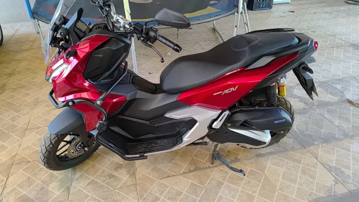 Honda ADV 160 (Scooter)
