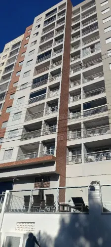 Apartamento para locação Jd Atlântico 2 quartos sendo suite com 2 vagas de garagem.
