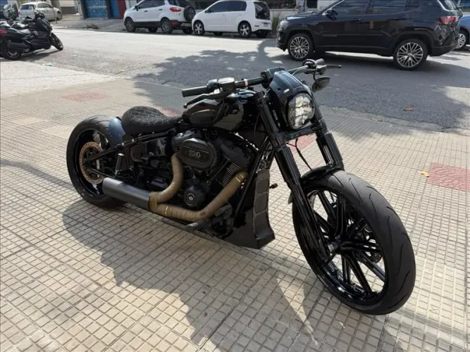 Harley-davidson Softail Breakout 114