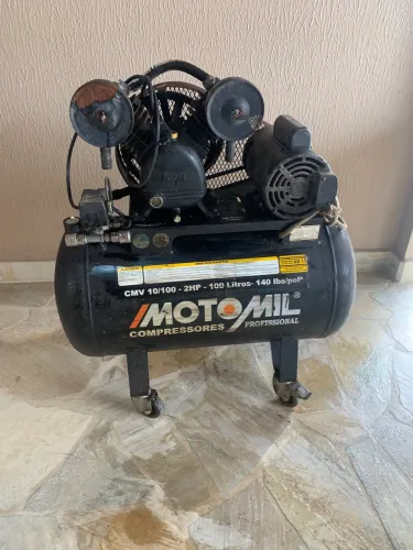 Compressor Motomil Profissional 2HP 100 Litros