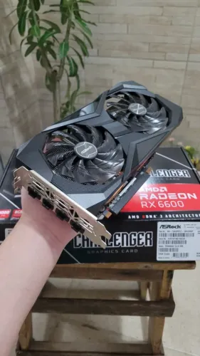 RX 6600 8GB - ASROCK (NOVA NA GARANTIA)