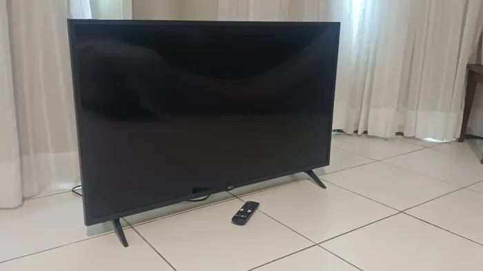 Smart TV LG 43? Full HD Wi-Fi Bluetooth - 43LM6370PSB + Controle
