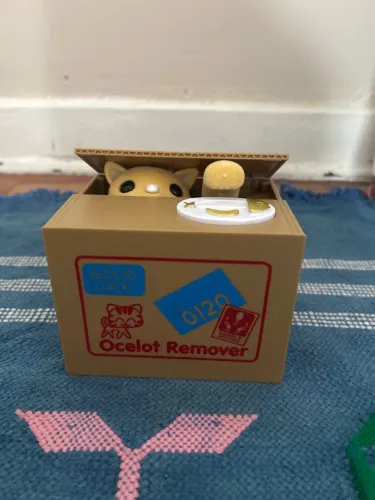 Cofrinho Eletrônico Gatinho Ladrão - Rouba Moedas