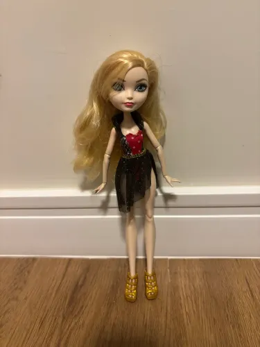 ever after high Praia apple white 