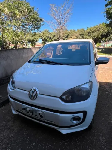 Volkswagen Up! Black/white/red 1.0 T. Flex 12V 5P 2015