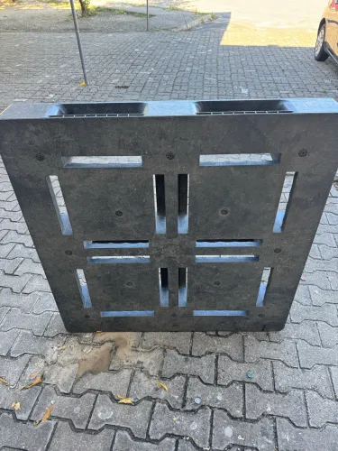 Palhete de plástico