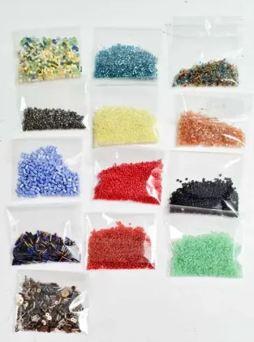 kit artesanato miçangas e paetês