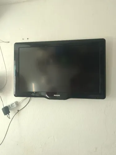 Uma televisão