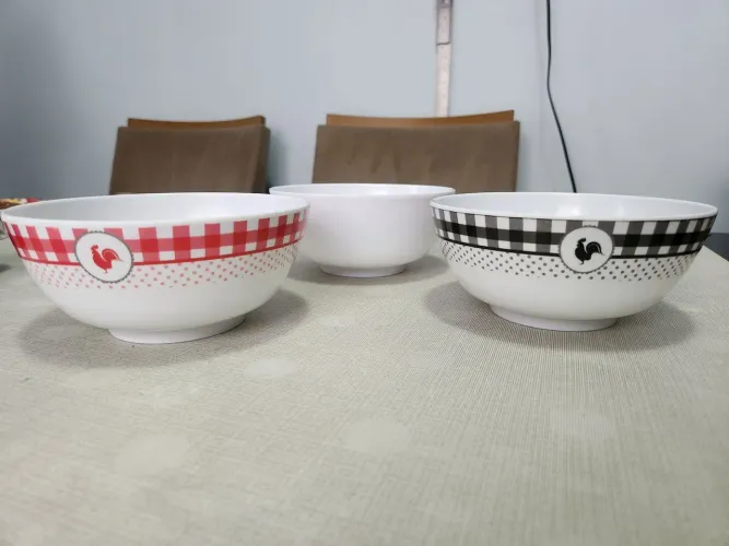 Conjunto de tigelas de plástico 