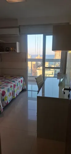 Aluguel de quarto com vaga de garagem