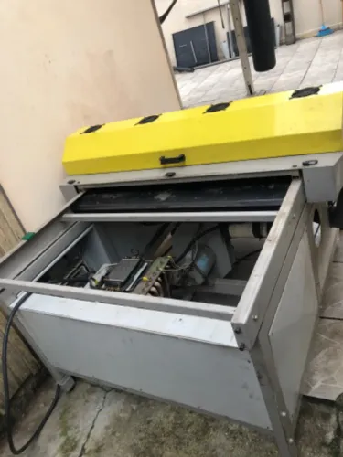 Máquina curadora UV