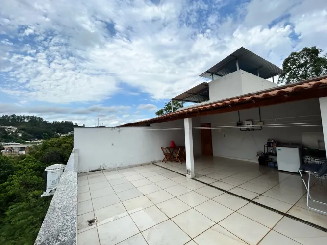 Cobertura a venda com energia solar