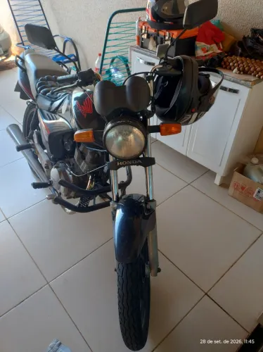 Vendo cg fan 150 ESDI edição especial, moto boa de motor e tudo só pegar e andar