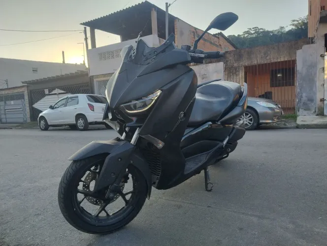 Yamaha xmax 250